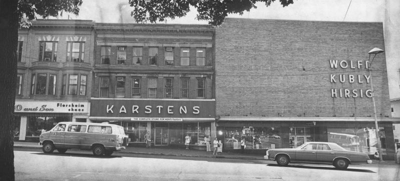 Karsten's, 1975